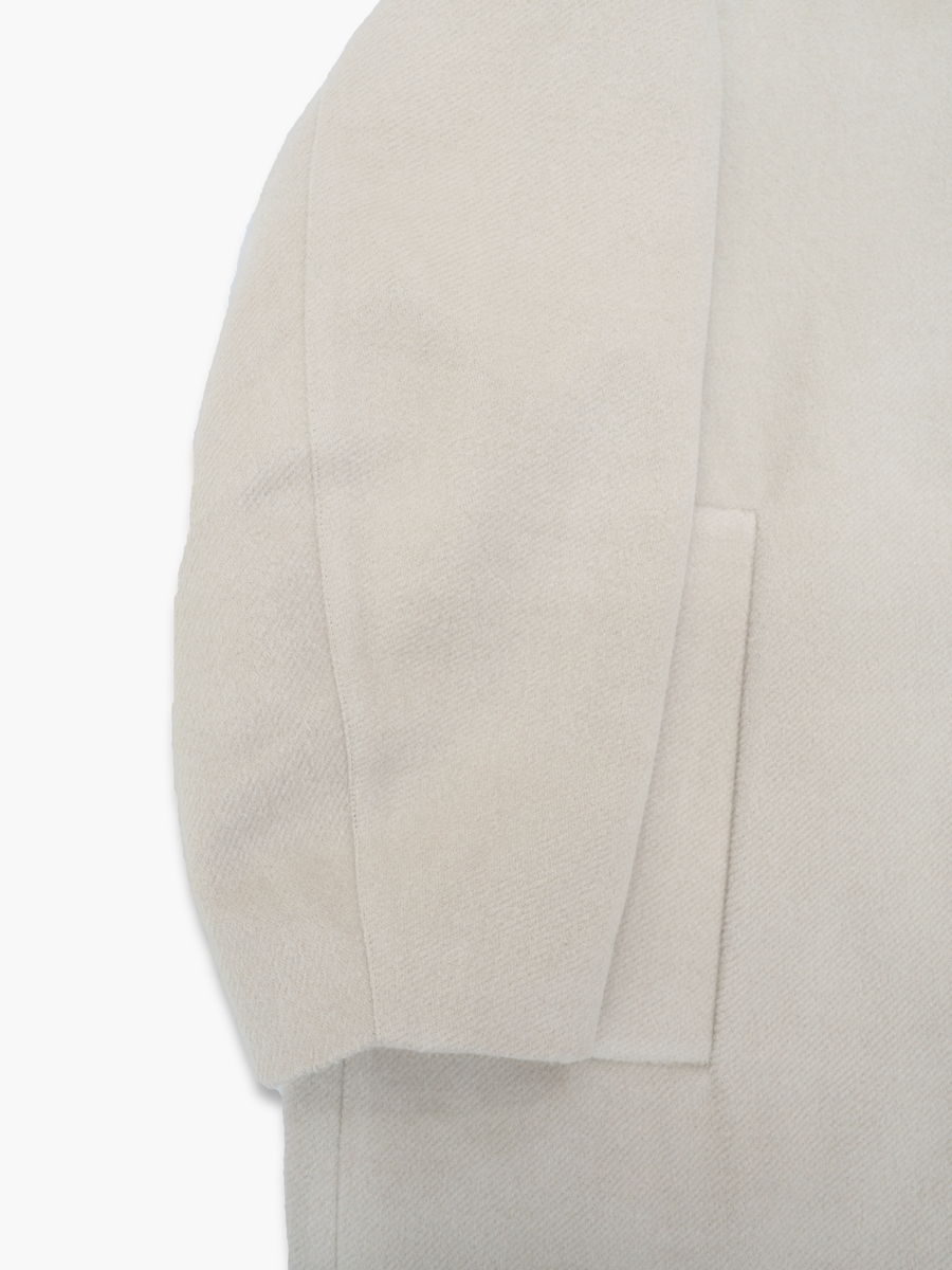 オーバーサイズミドルコート